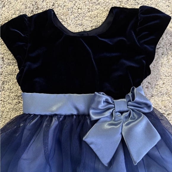 Jona Michelle Black and Blue Dress with Bow Kids Size 3 - Picture 2 of 5